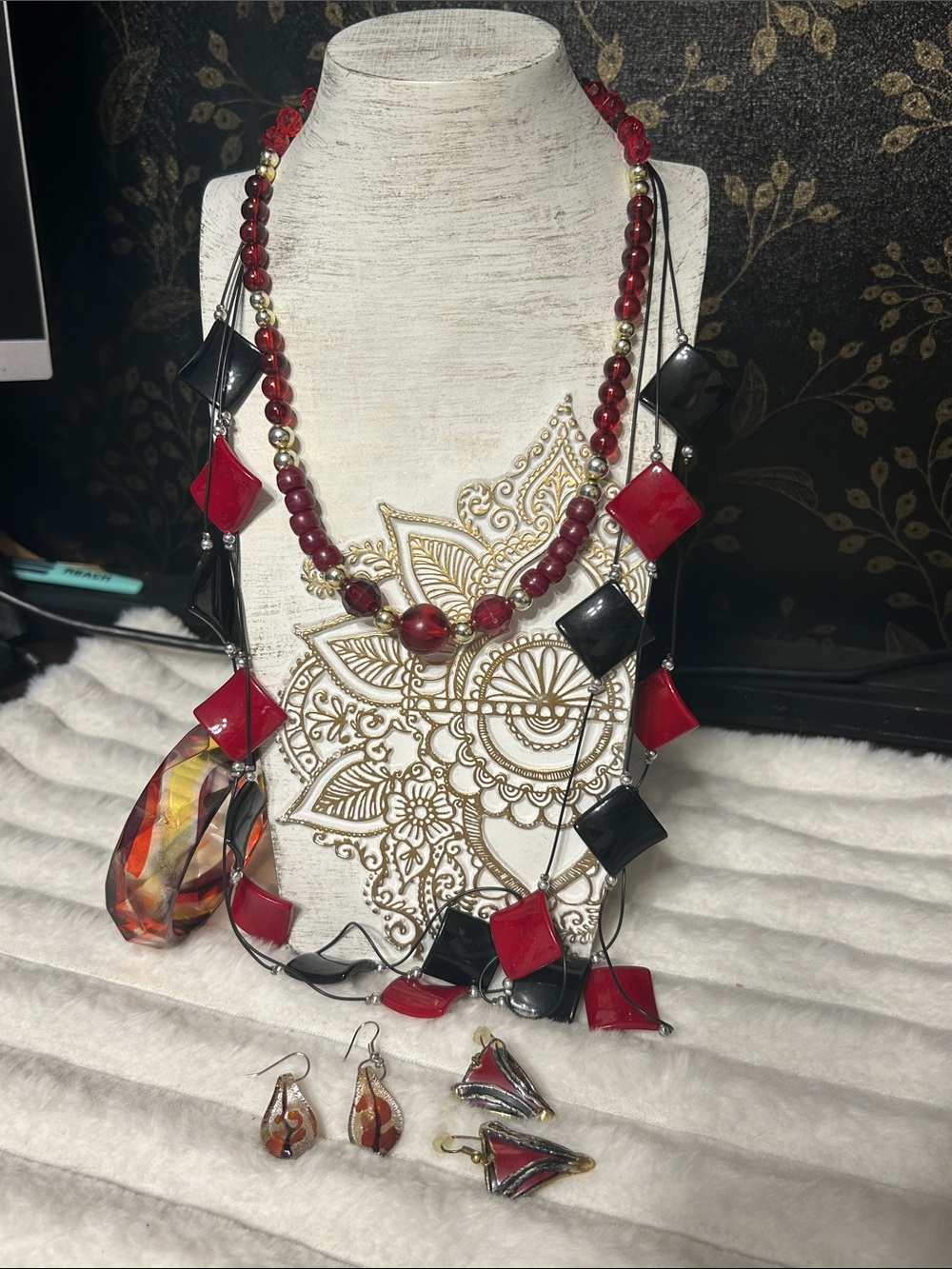 Red and Black 5 pc Jewelry Set